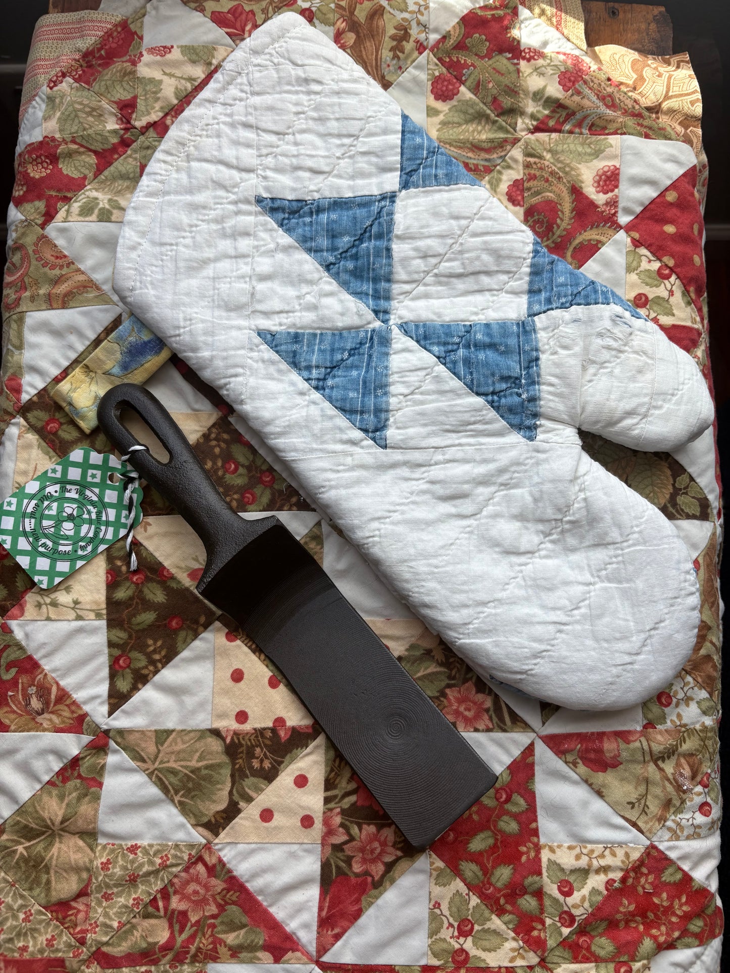 Heirloom Kitchen Set